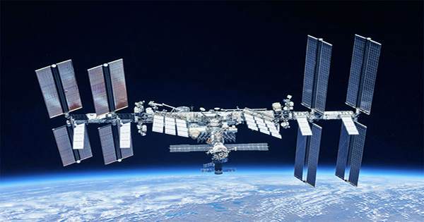 NASA Postpones Spacewalk Due to Debris